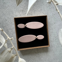 Charger l'image dans la galerie, Tina cream - 3 styles à choix