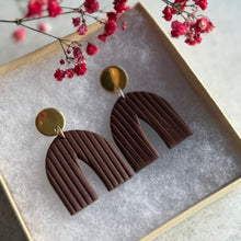 Charger l'image dans la galerie, Ellie arche chocolat ligné