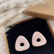 Charger l'image dans la galerie, mini bloom cream structuré