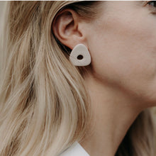 Charger l'image dans la galerie, mini bloom cream structuré