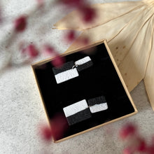 Charger l'image dans la galerie, Arla blanc et noir