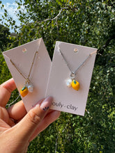 Charger l&#39;image dans la galerie, Collier citron perle - offre d’anniversaire
