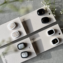 Charger l'image dans la galerie, cailler studs - 4 coloris à choix
